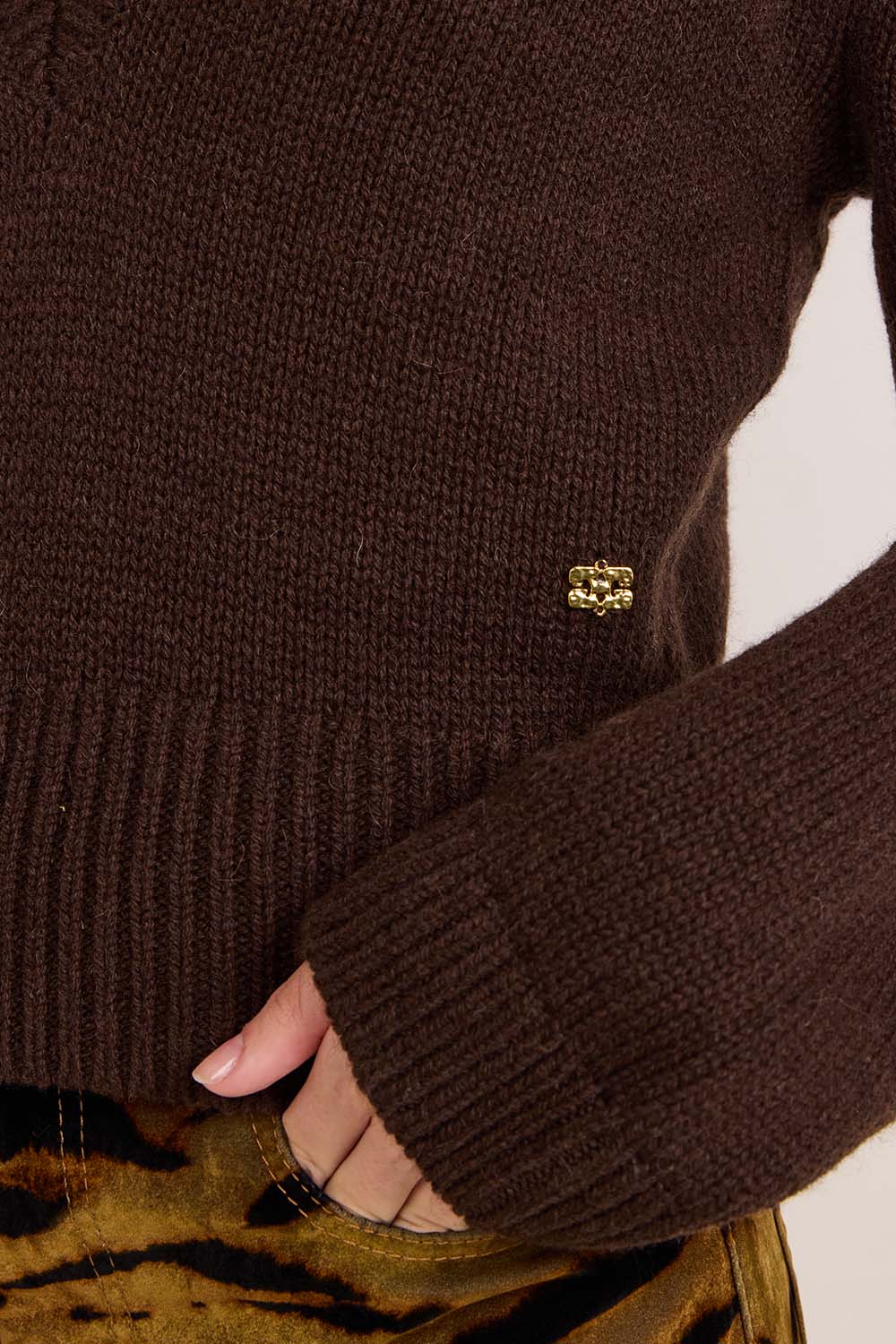 תמונת תקריב דוגמן של סריג צמר