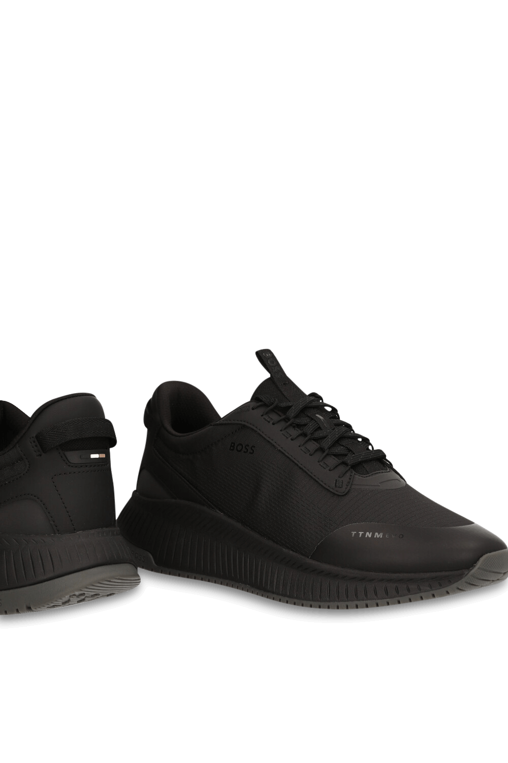 תמונת תקריב של נעלי סניקרס