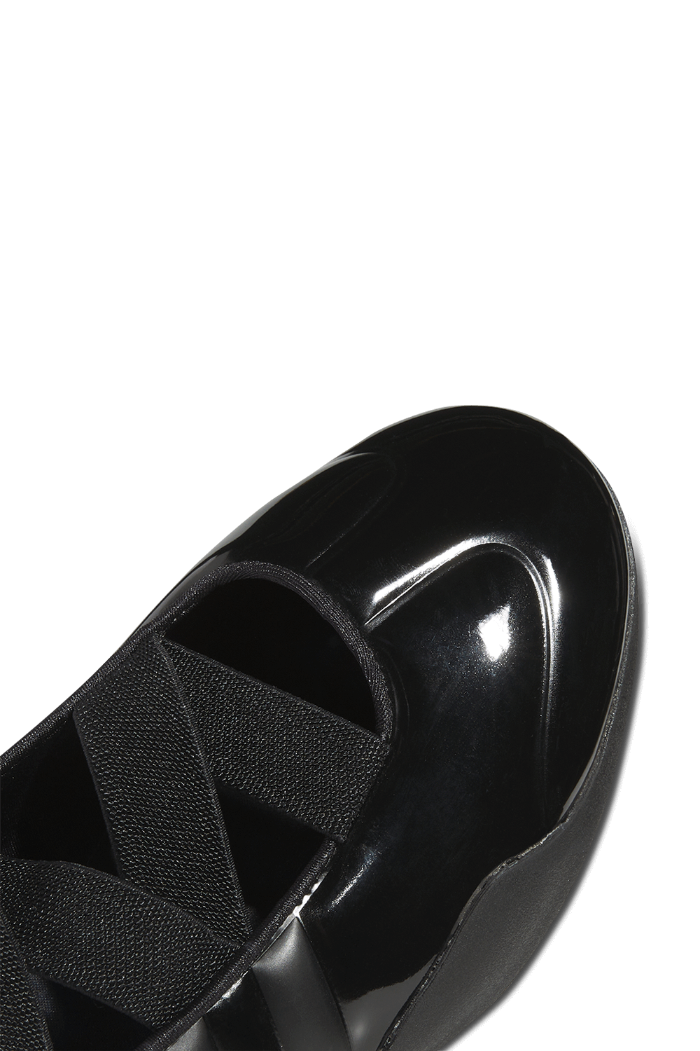 תמונת תקריב של אדידס X קרולינה הו נעלי בלרינה טאקוונדו