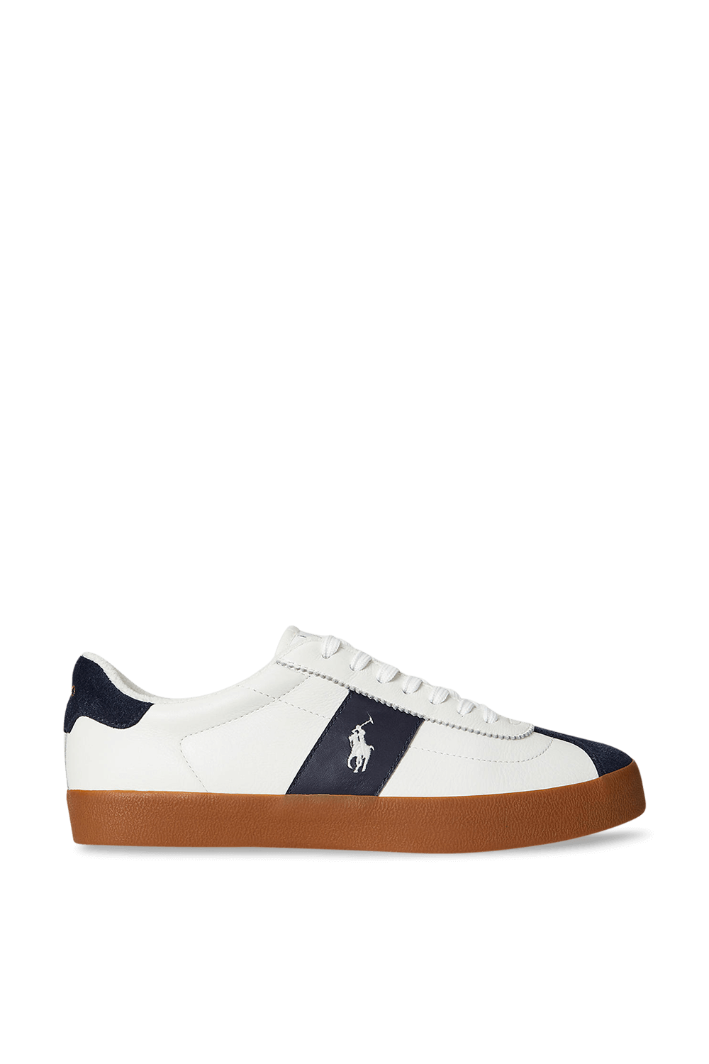 תמונה קידמית של נעלי סניקרס