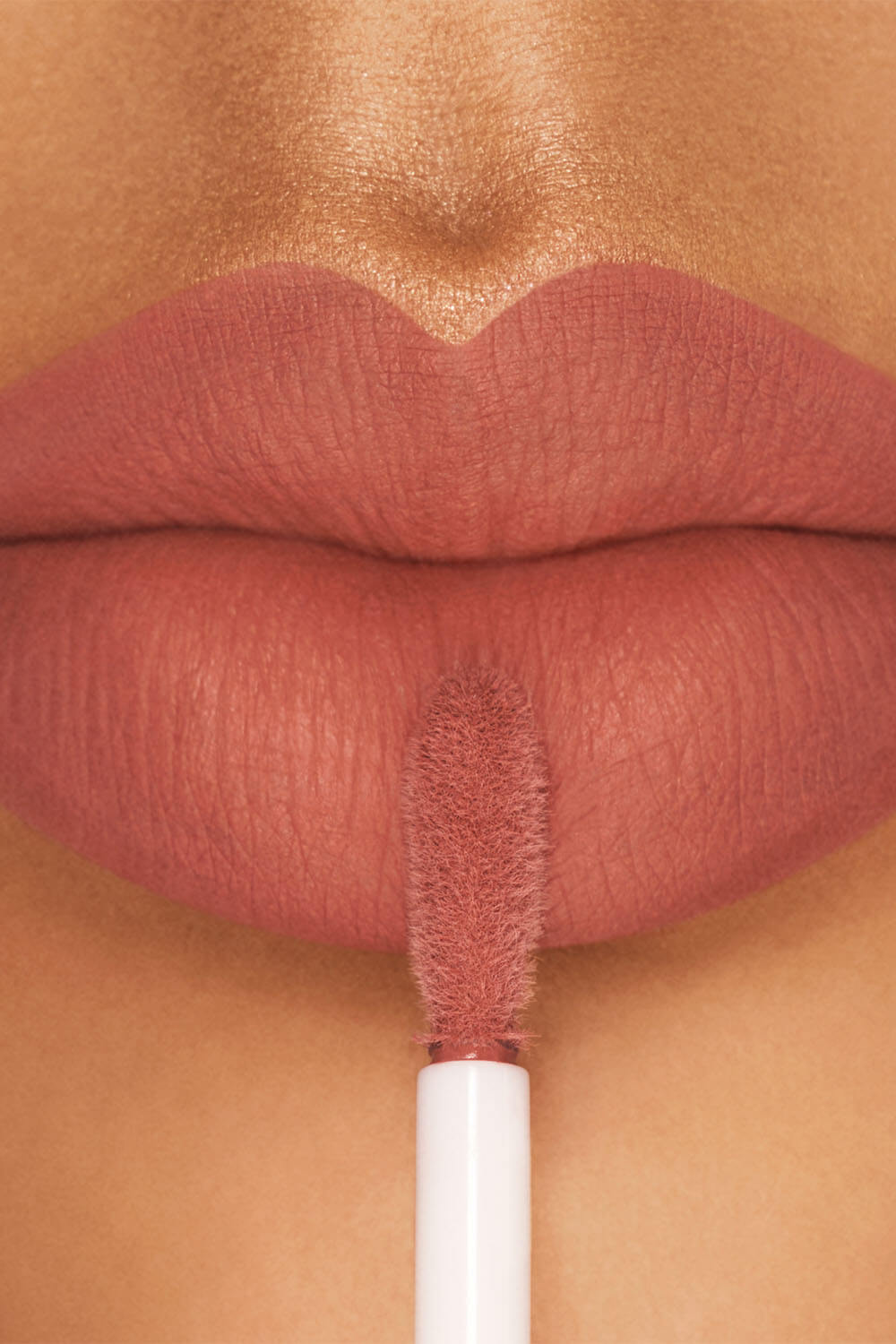 שפתון נוזלי אברקיס - גוון רספקט 105