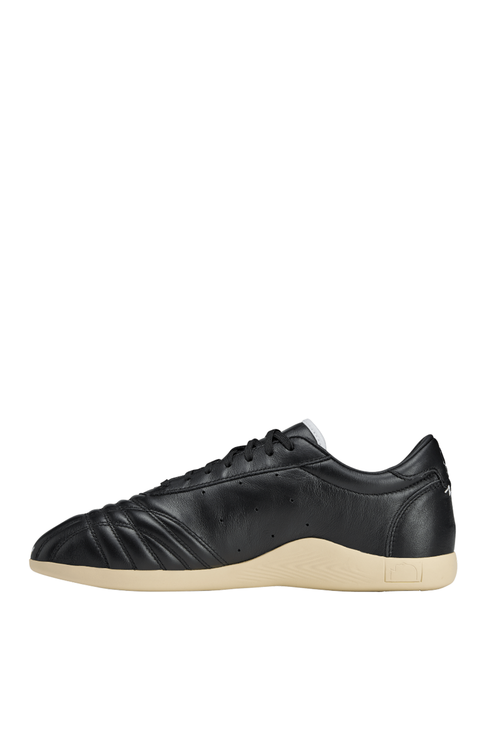 תמונה אחורית של אדידס X בריין-דד נעלי סניקרס טקוונדו