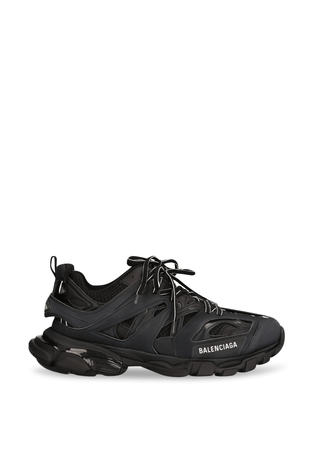 תמונה קידמית של נעלי סניקרס