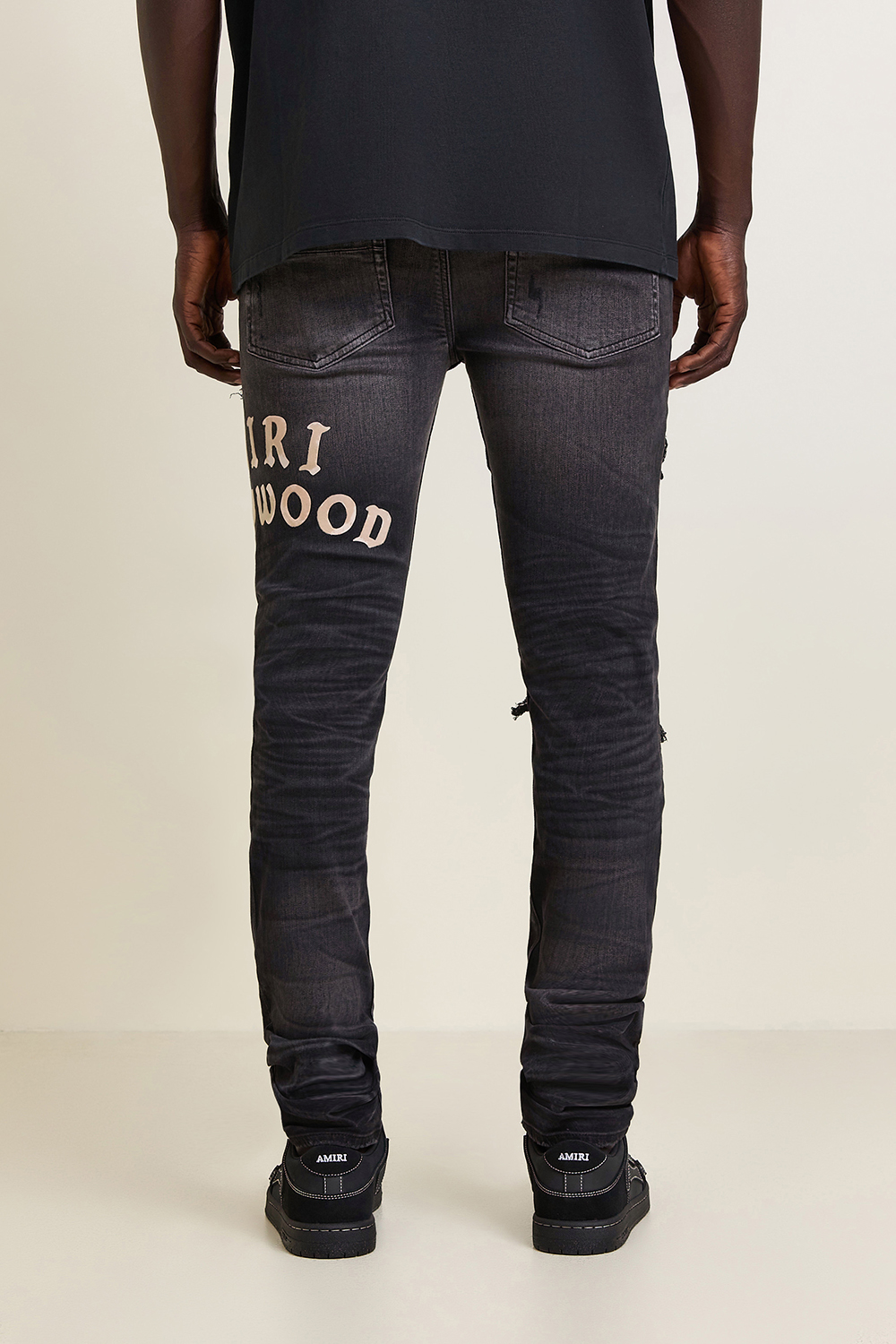 תמונת דוגמן אחורית של מכנסי ג'ינס