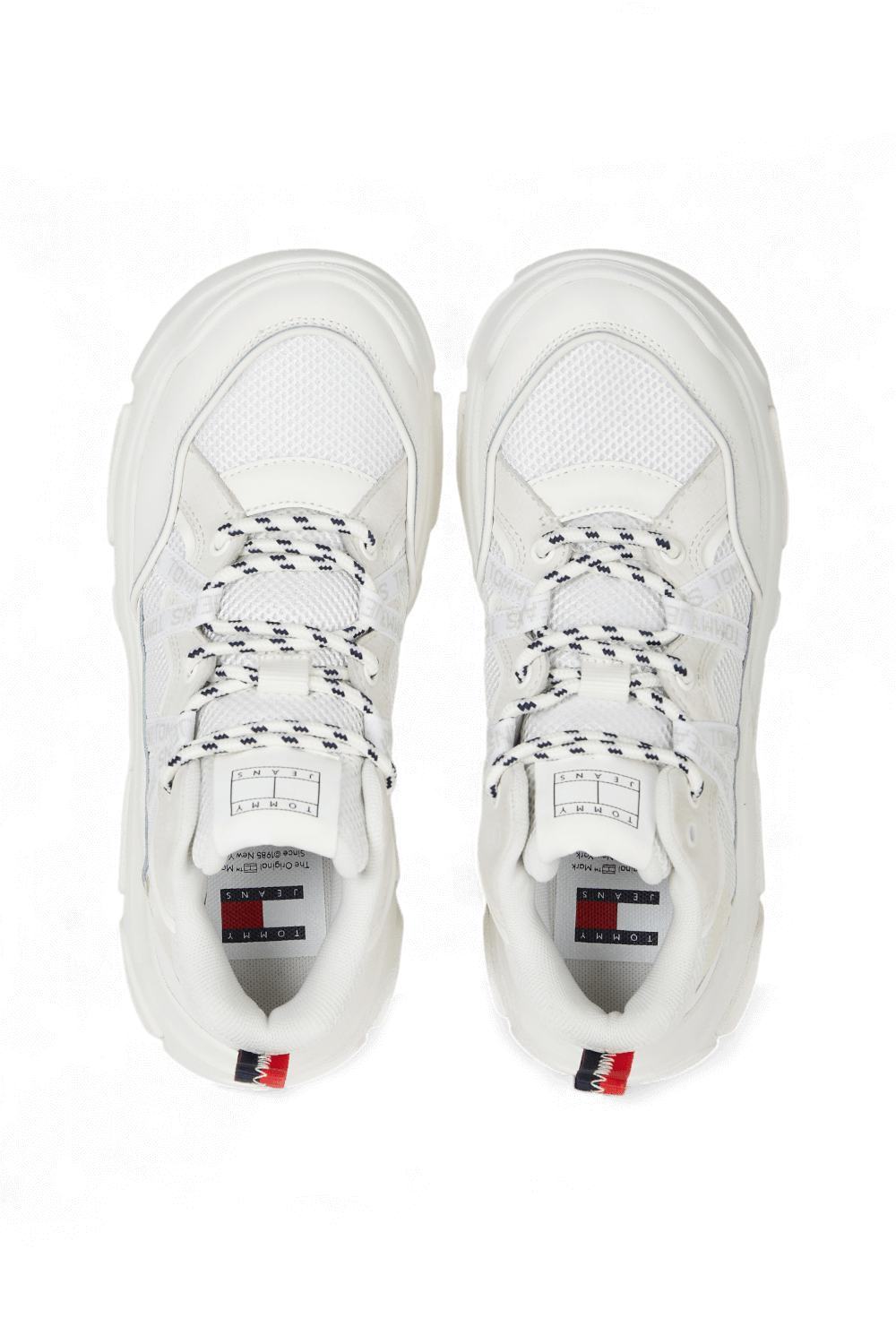 נעלי סניקרס