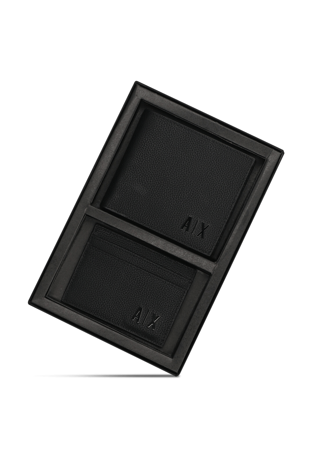 תמונת תקריב של מארז שני ארנקי עור