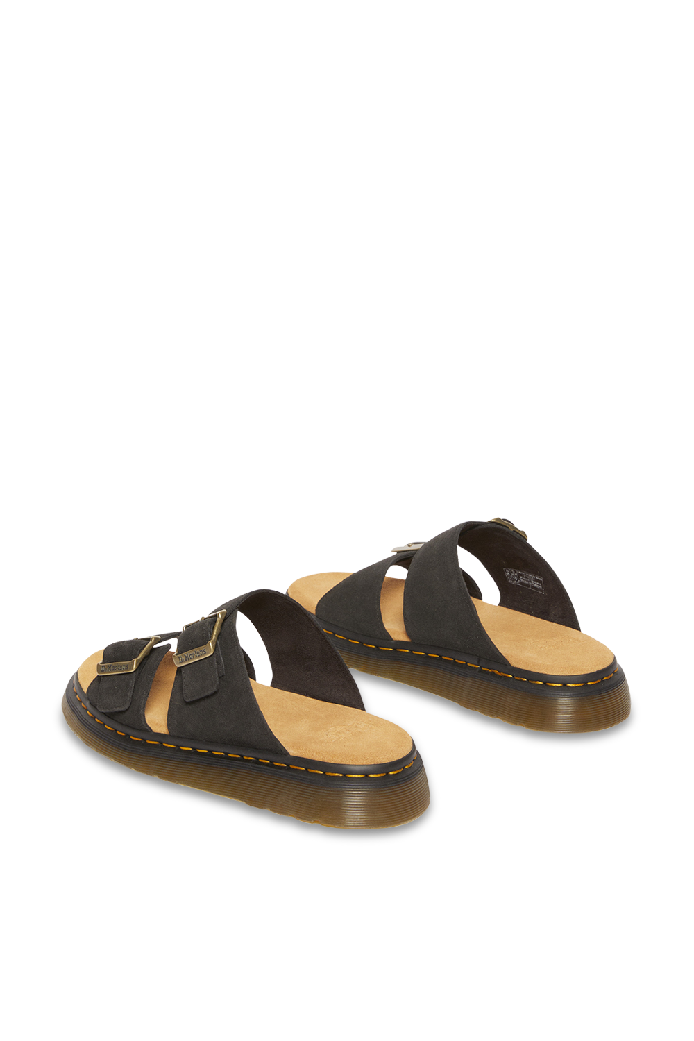 תמונת תקריב של כפכפי סליידס ג'וזף