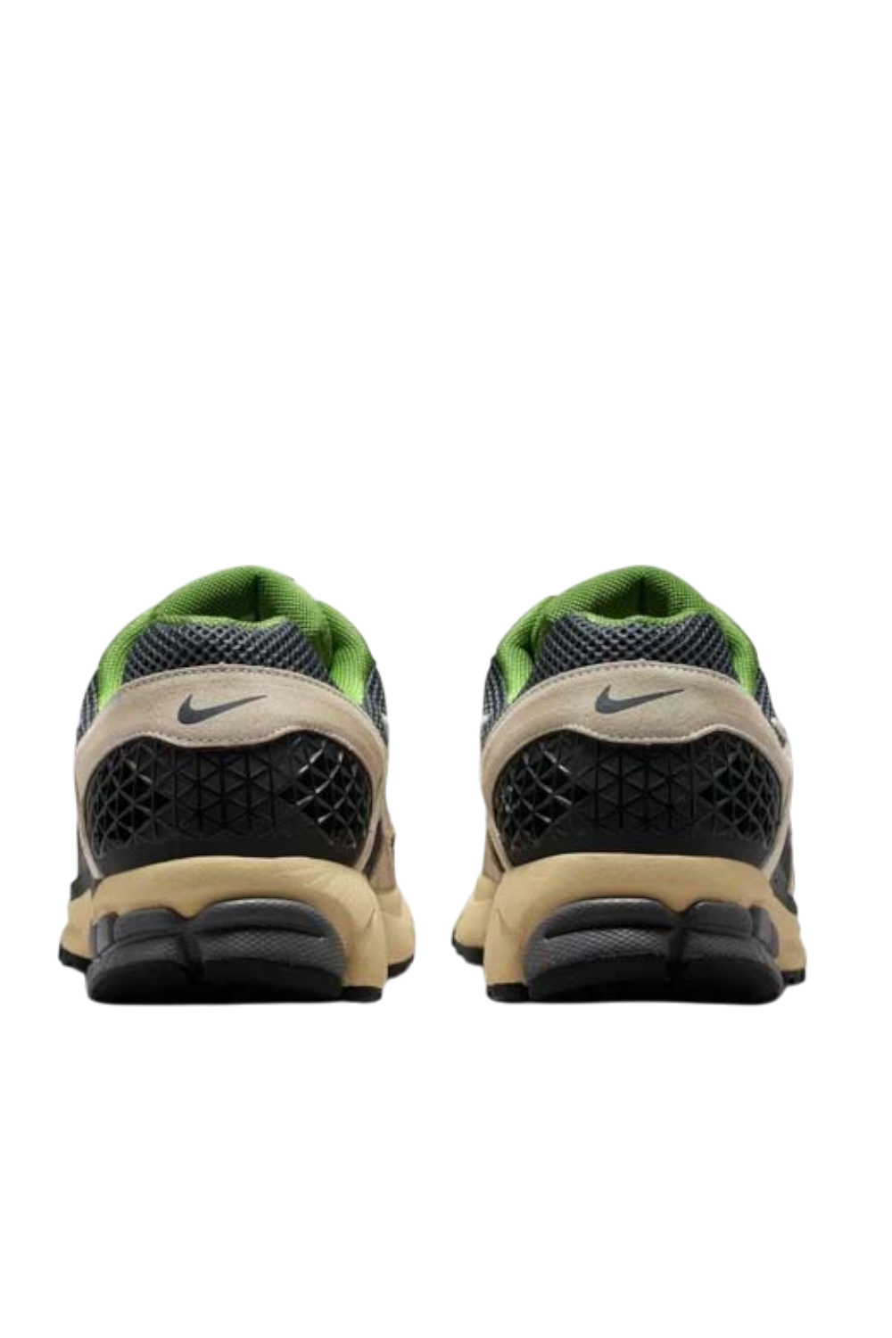 נעלי סניקרס זום וומרו 5