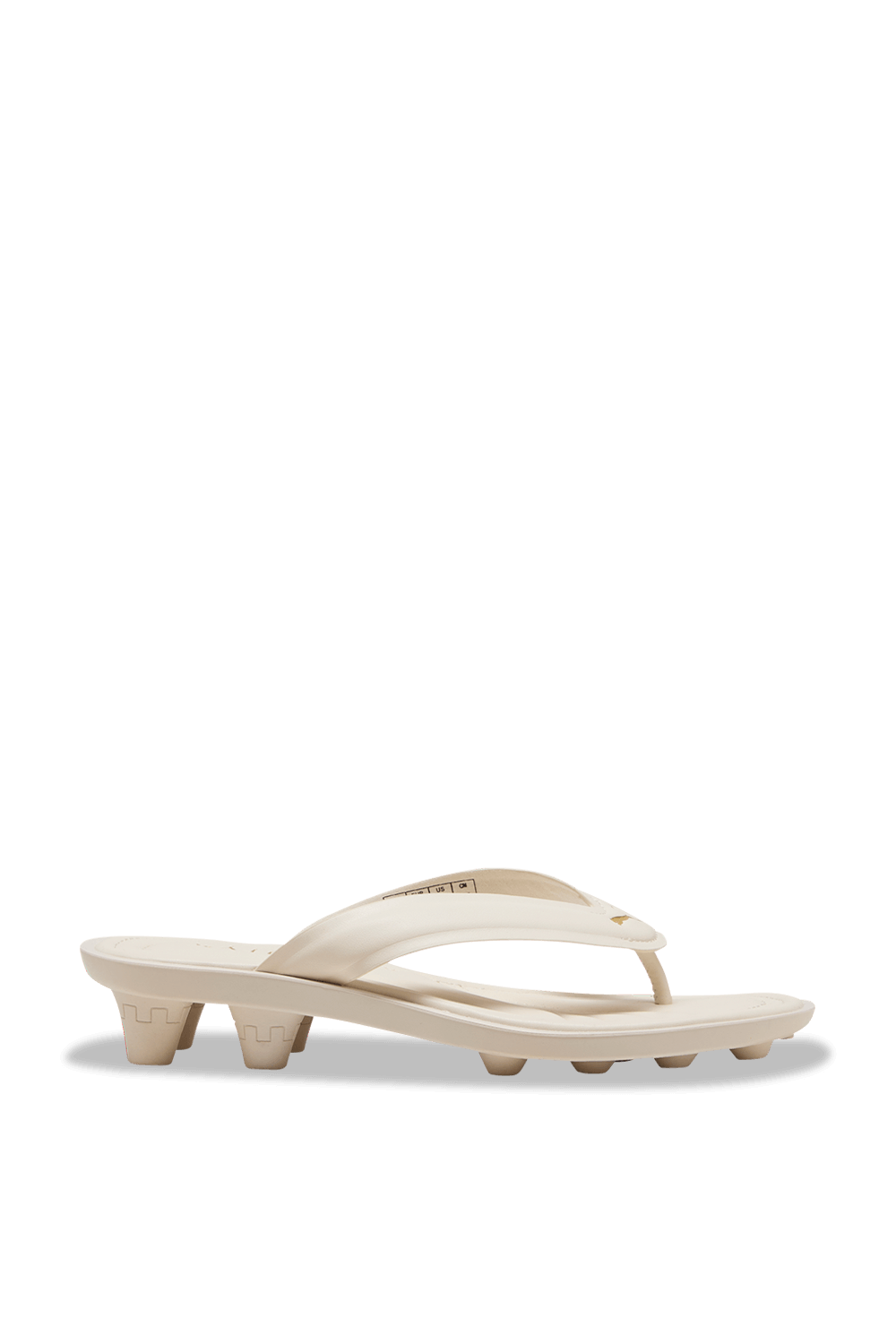 תמונה קידמית של כפכפי קאט קליט פומה X פנטי