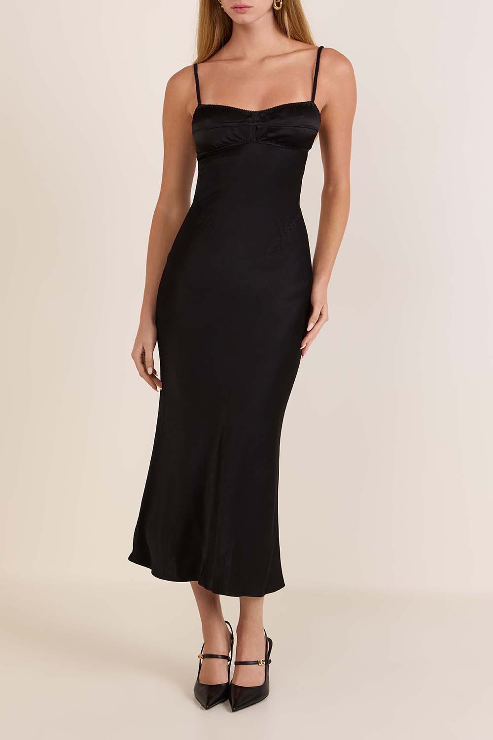 תמונת דוגמן קידמית של שמלת מקסי