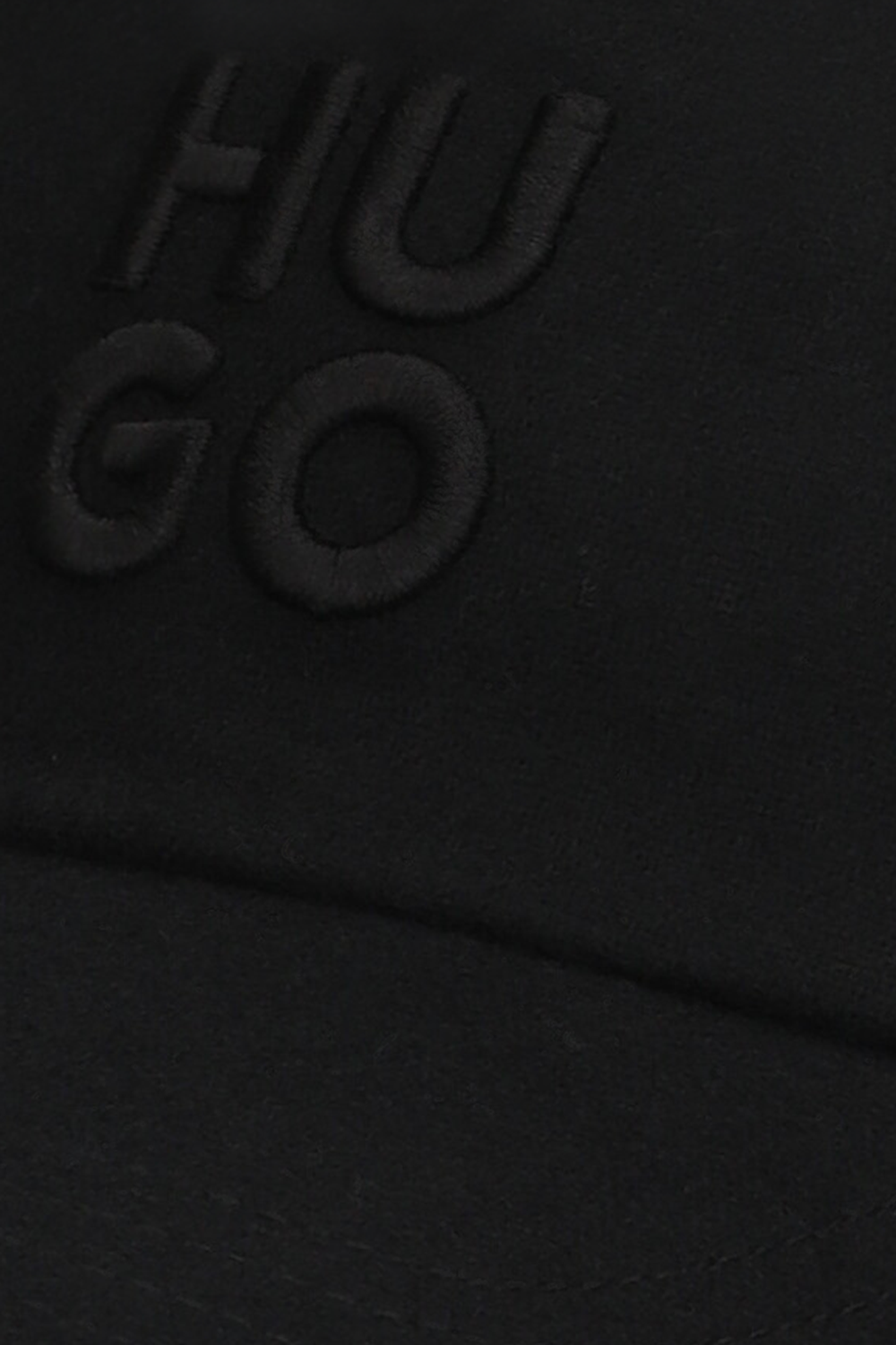 תמונת תקריב של כובע מצחייה מצמר