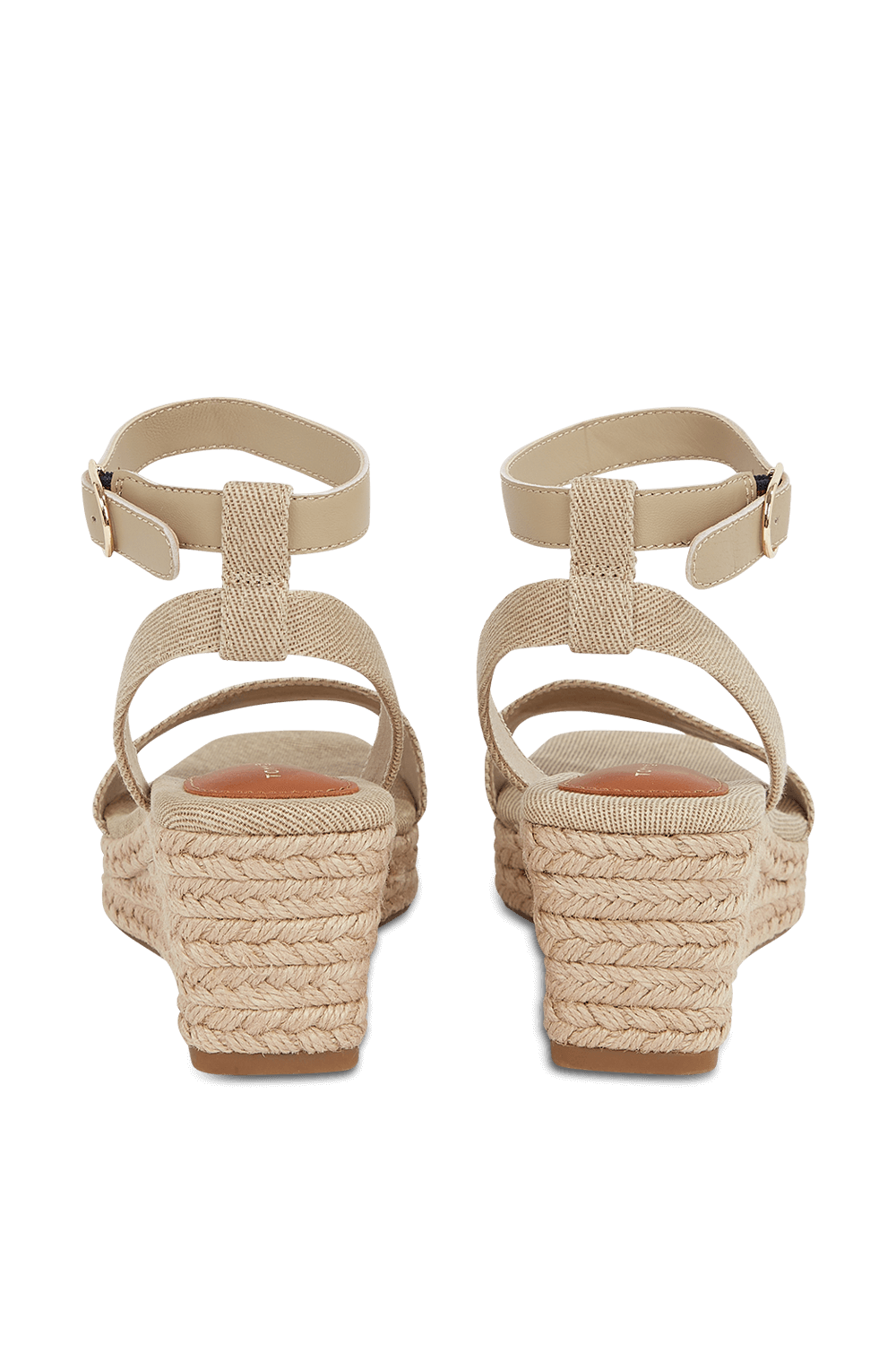 תמונת תקריב של סנדלי עקב אספדריל