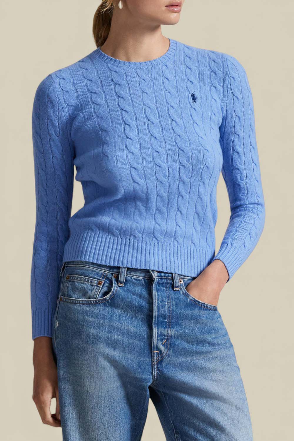 תמונת דוגמן קידמית של סריג צמר וקשמיר