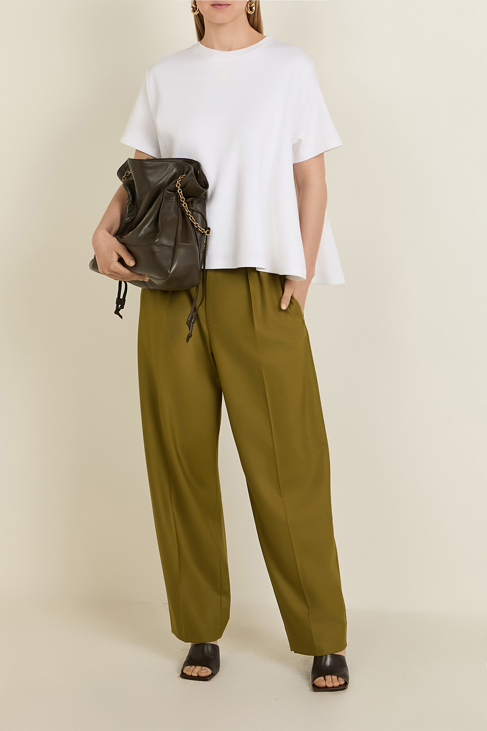 תמונת דוגמן קידמית של תיק כתף ג'יימי