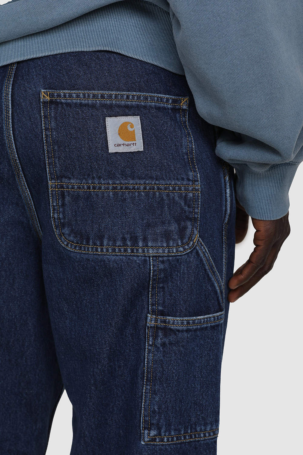 תמונת דוגמן אחורית של מכנסי ג'ינס