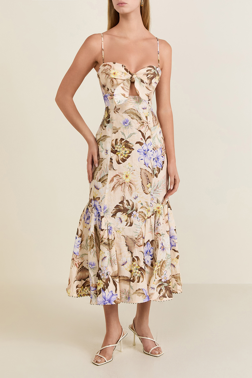 תמונת דוגמן קידמית של שמלת מידי