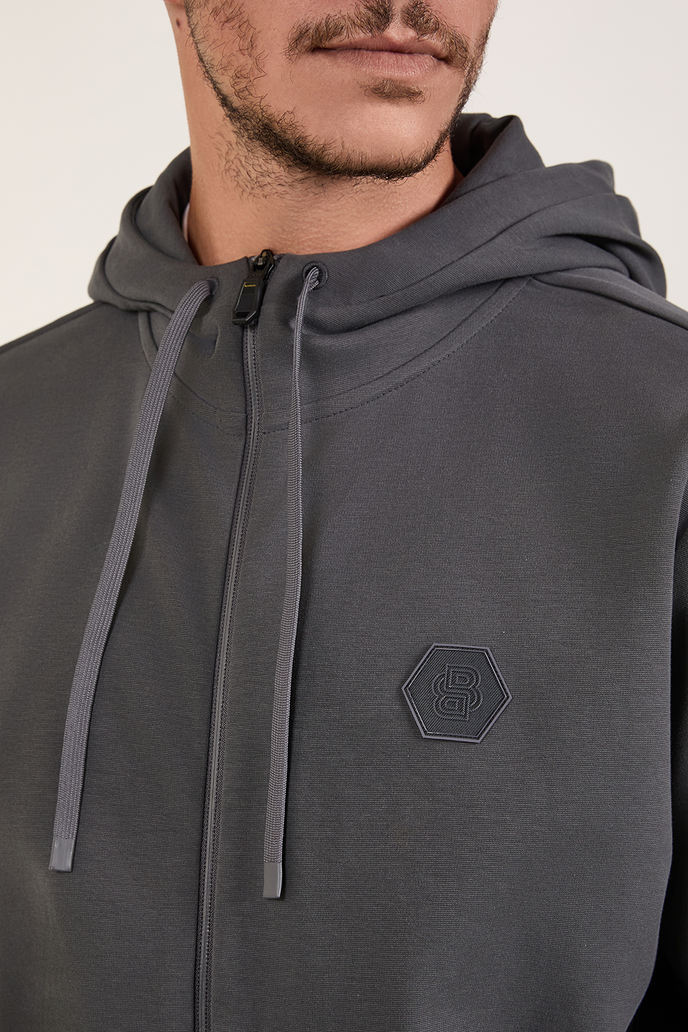 תמונת תקריב דוגמן של ז'קט קפוצ'ון