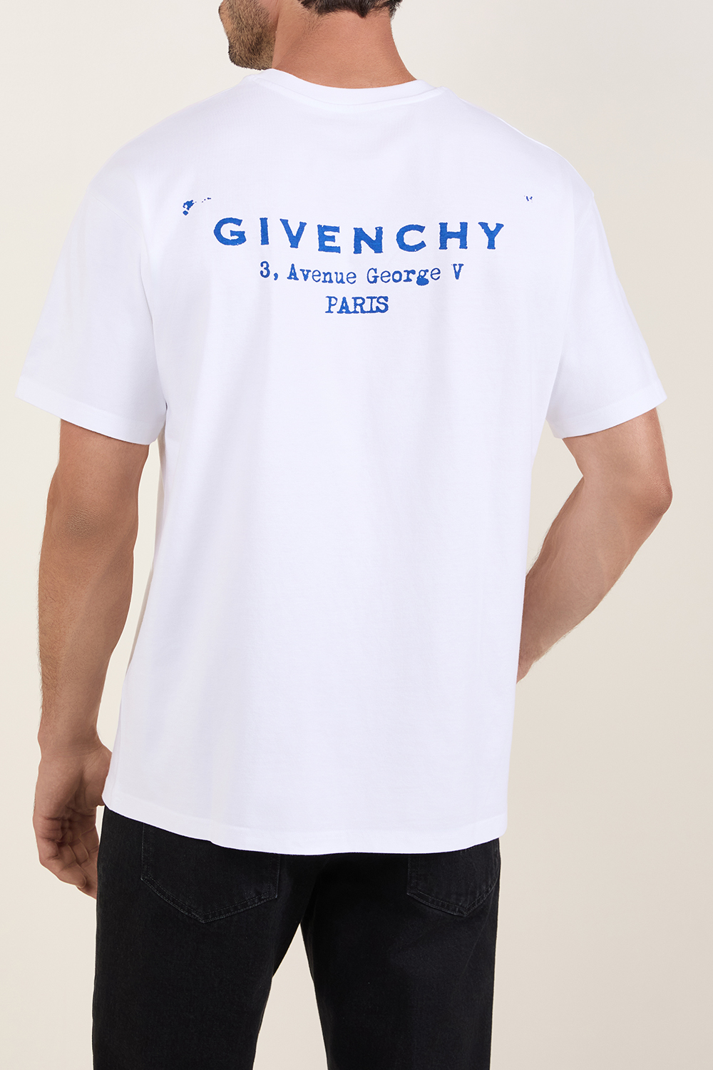 תמונת דוגמן אחורית של חולצת טי