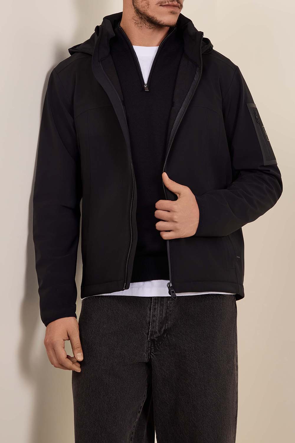 תמונת דוגמן קידמית של ז'קט רוח