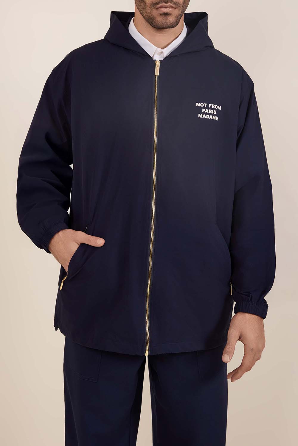 תמונת דוגמן קידמית של ז'קט ניילון