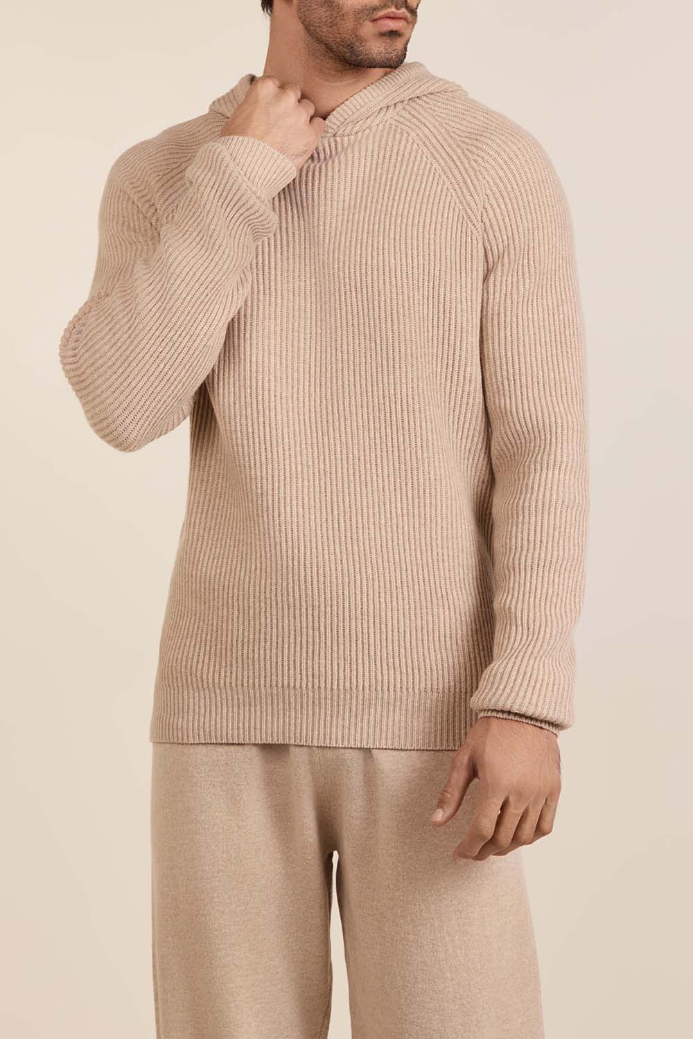 תמונת דוגמן קידמית של קפוצ'ון צמר