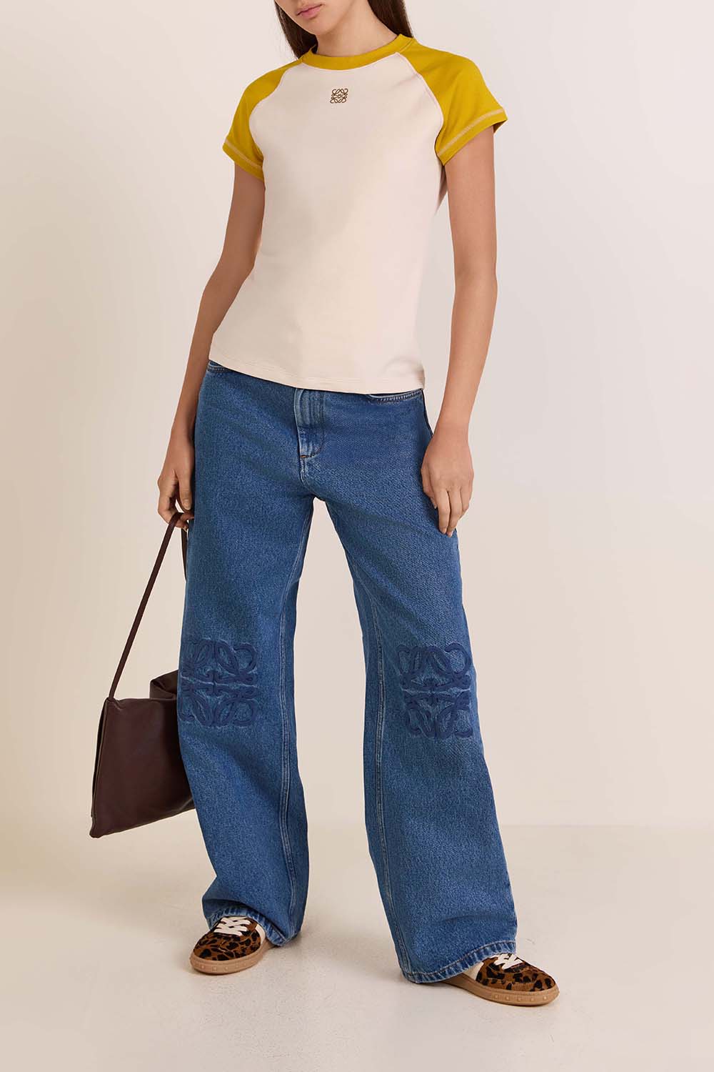 תמונת דוגמן קידמית של תיק כתף