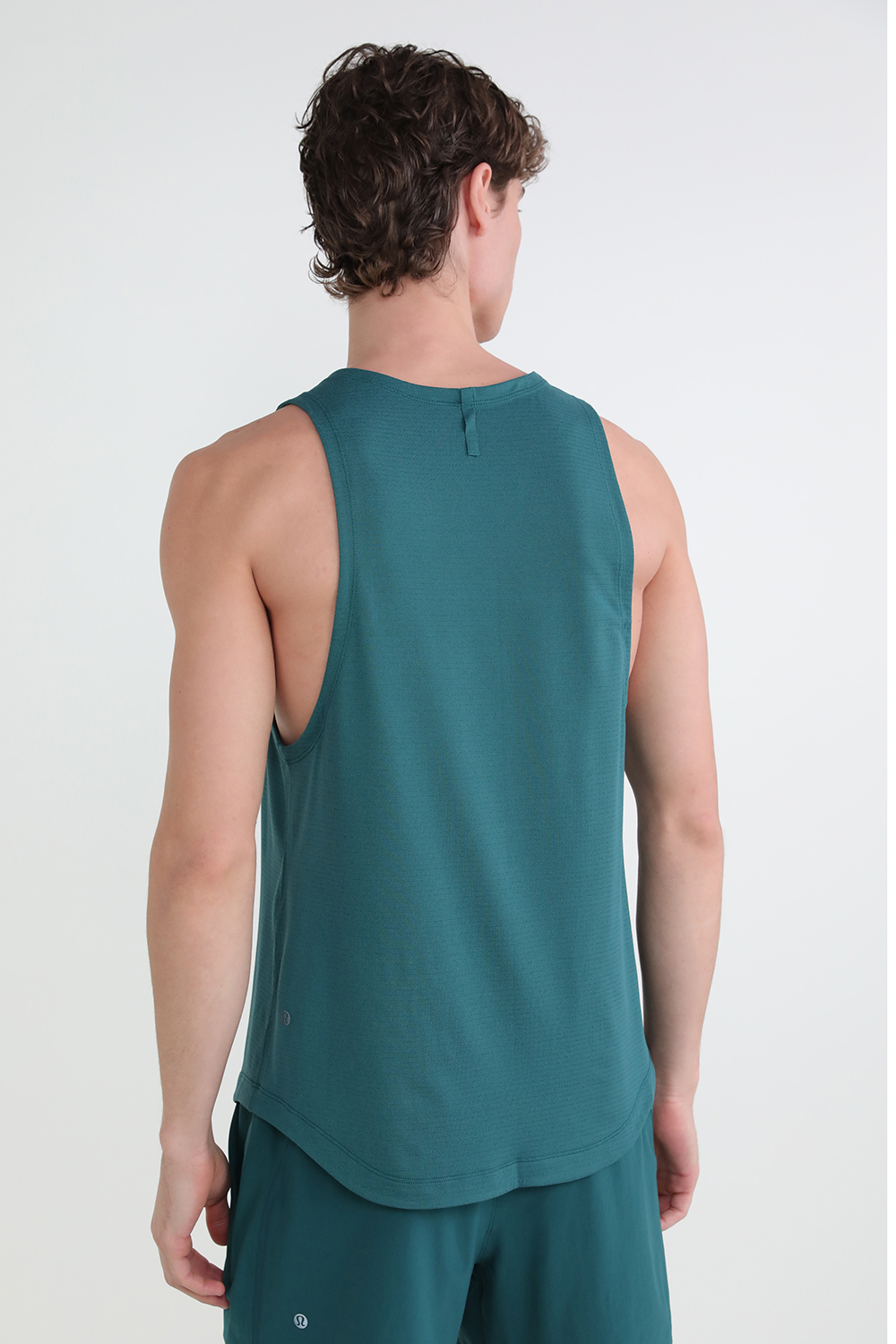 תמונת דוגמן אחורית של License to Train Tank Top