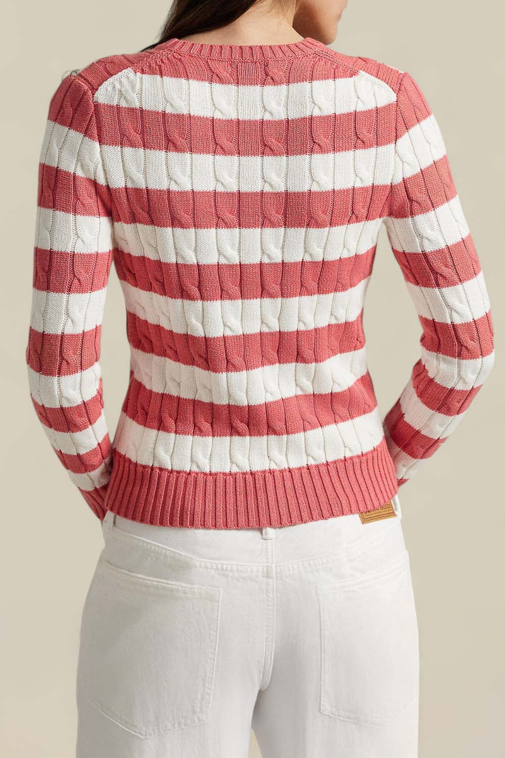 תמונת דוגמן אחורית של סריג כותנה