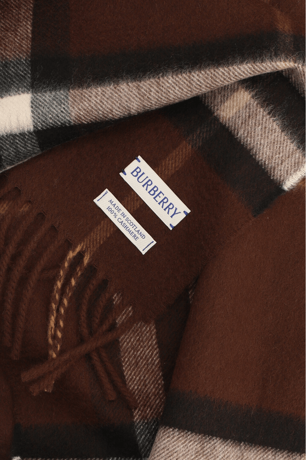 תמונה אחורית של צעיף קשמיר