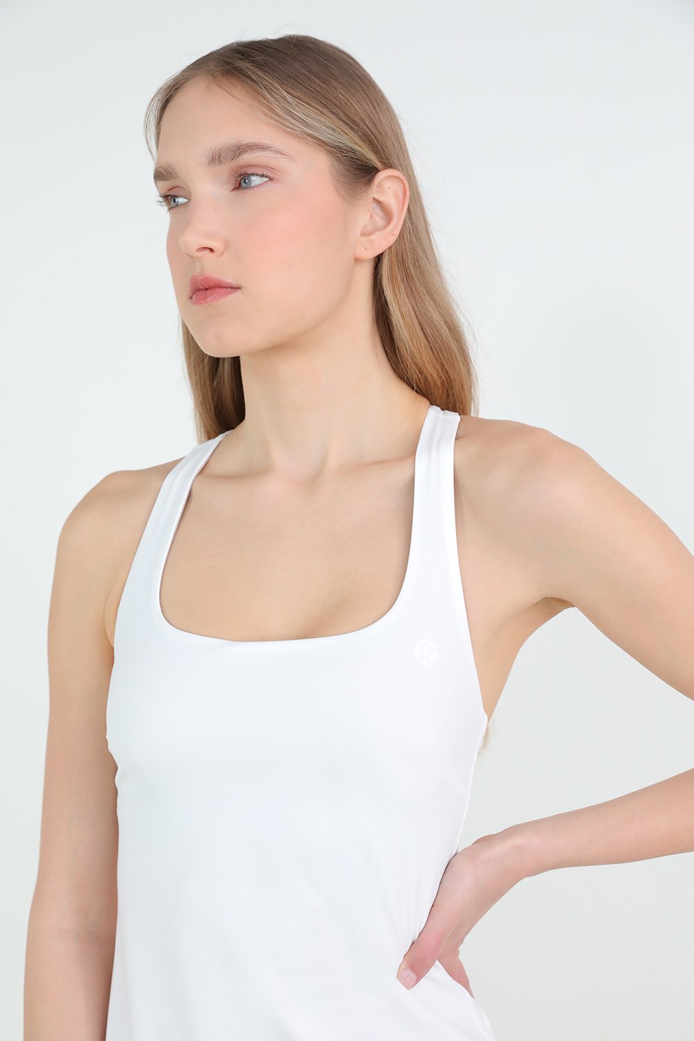 תמונת תקריב דוגמן של Lightweight Tennis Dress