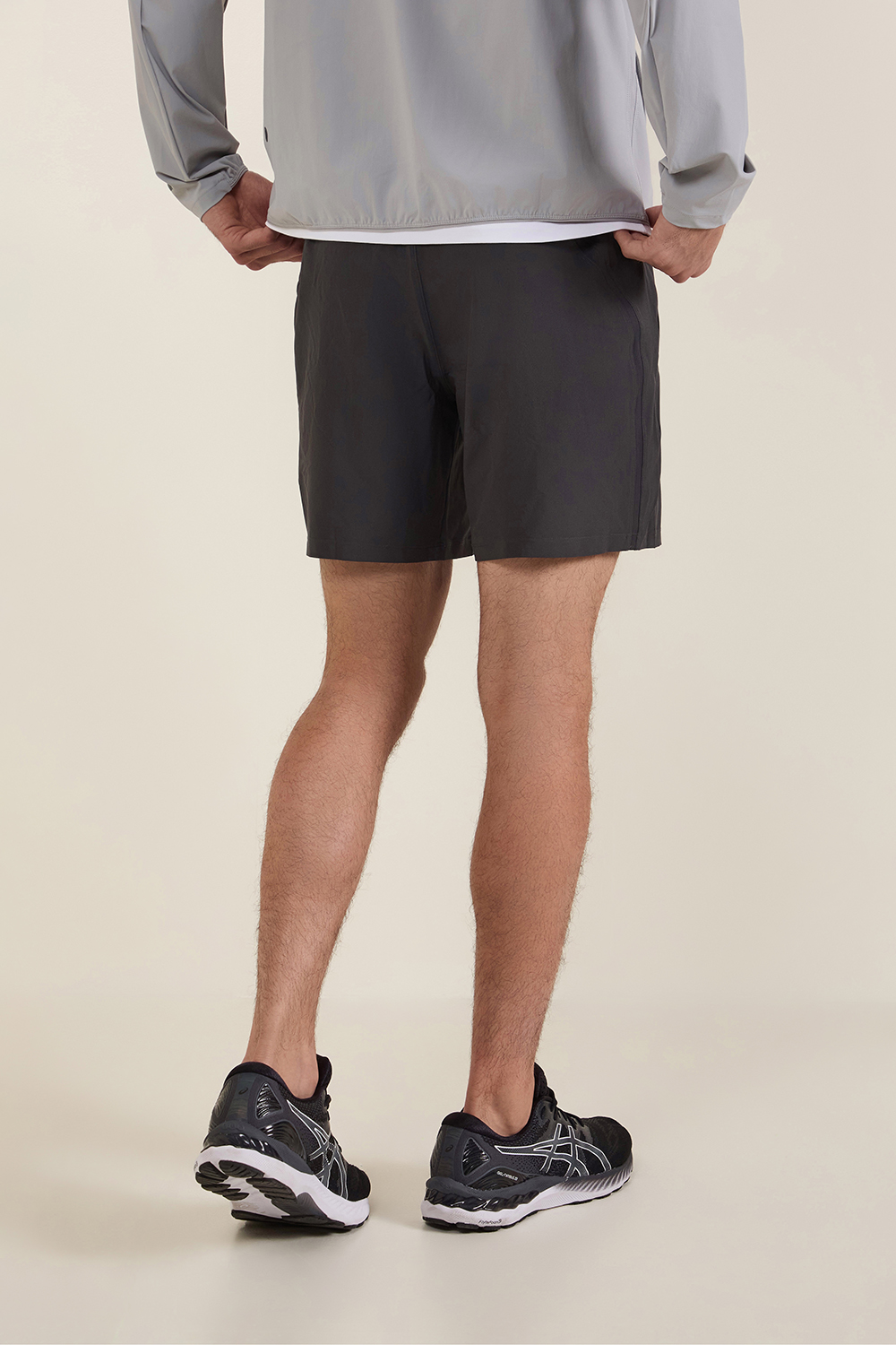 תמונת דוגמן אחורית של Pace Breaker Lined Short 7