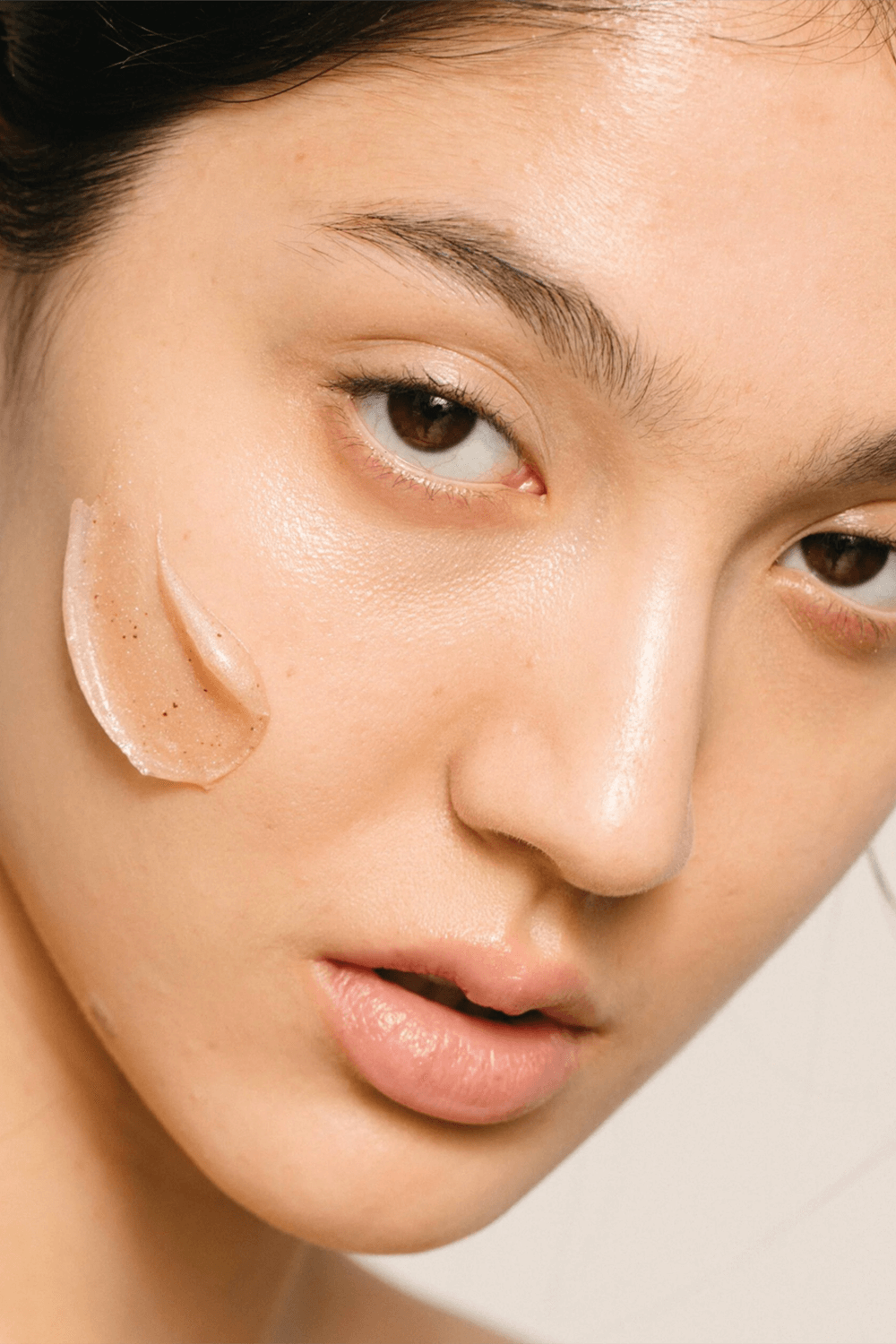 תמונת פנים של Illuminating Micro Exfoliating Mask 50 ml