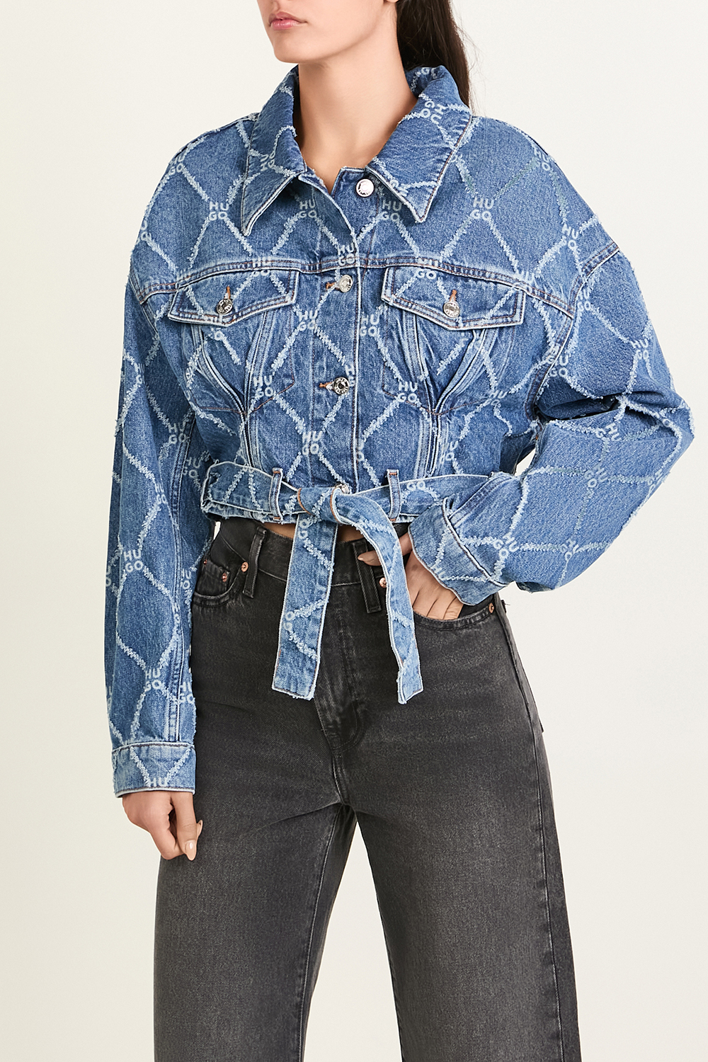 תמונת דוגמן קידמית של ז'קט ג'ינס קרופ