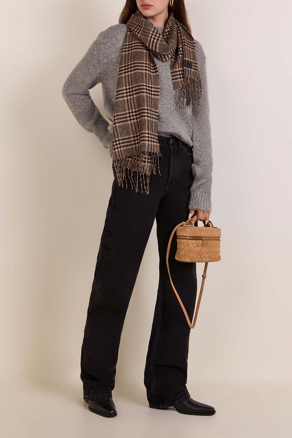 תמונת דוגמן קידמית של תיק באנג באנג וניטי