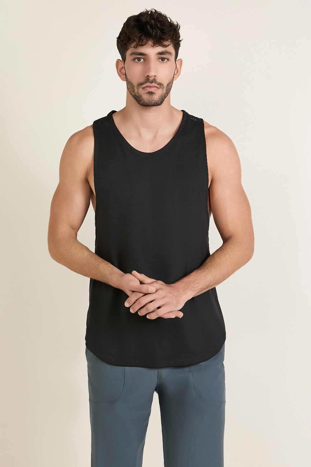 תמונת דוגמן קידמית של License to Train Tank Top