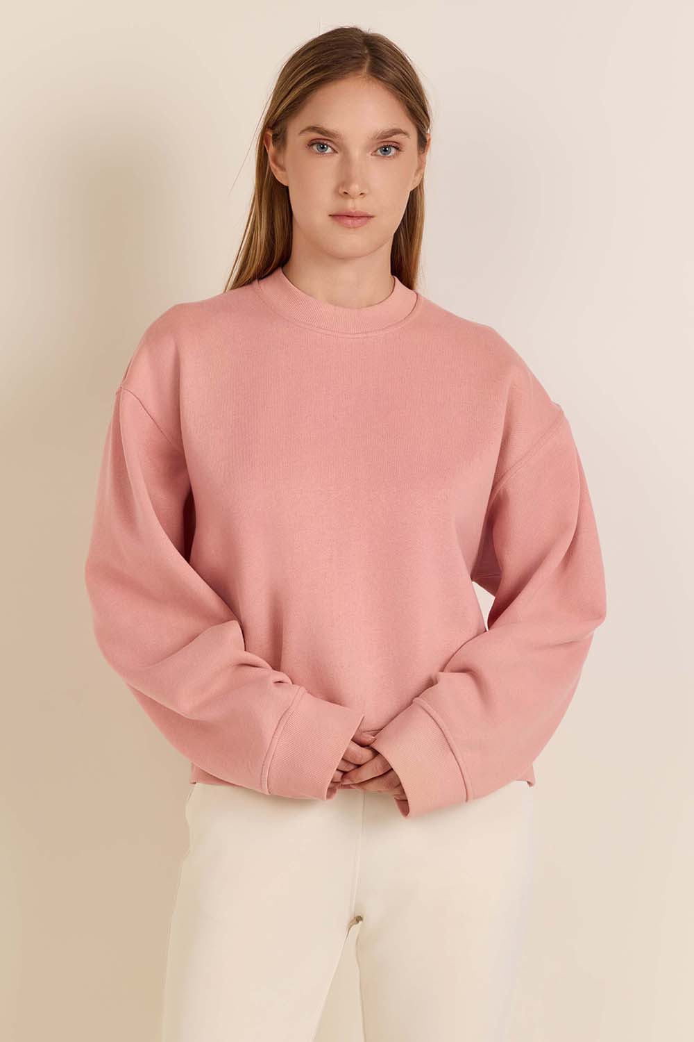 תמונת דוגמן קידמית של Women's Steady State Crew