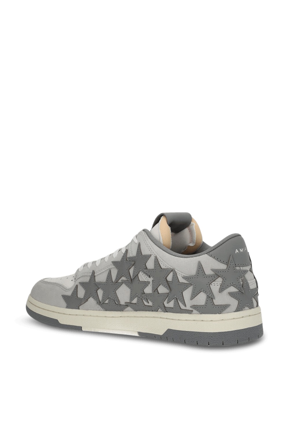 תמונה אחורית של נעלי סניקרס סטארס