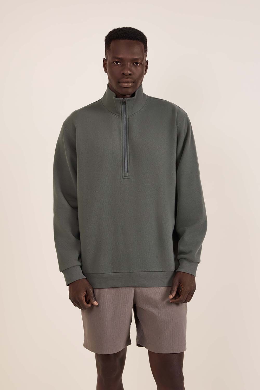 תמונת דוגמן קידמית של Steady State Half Zip