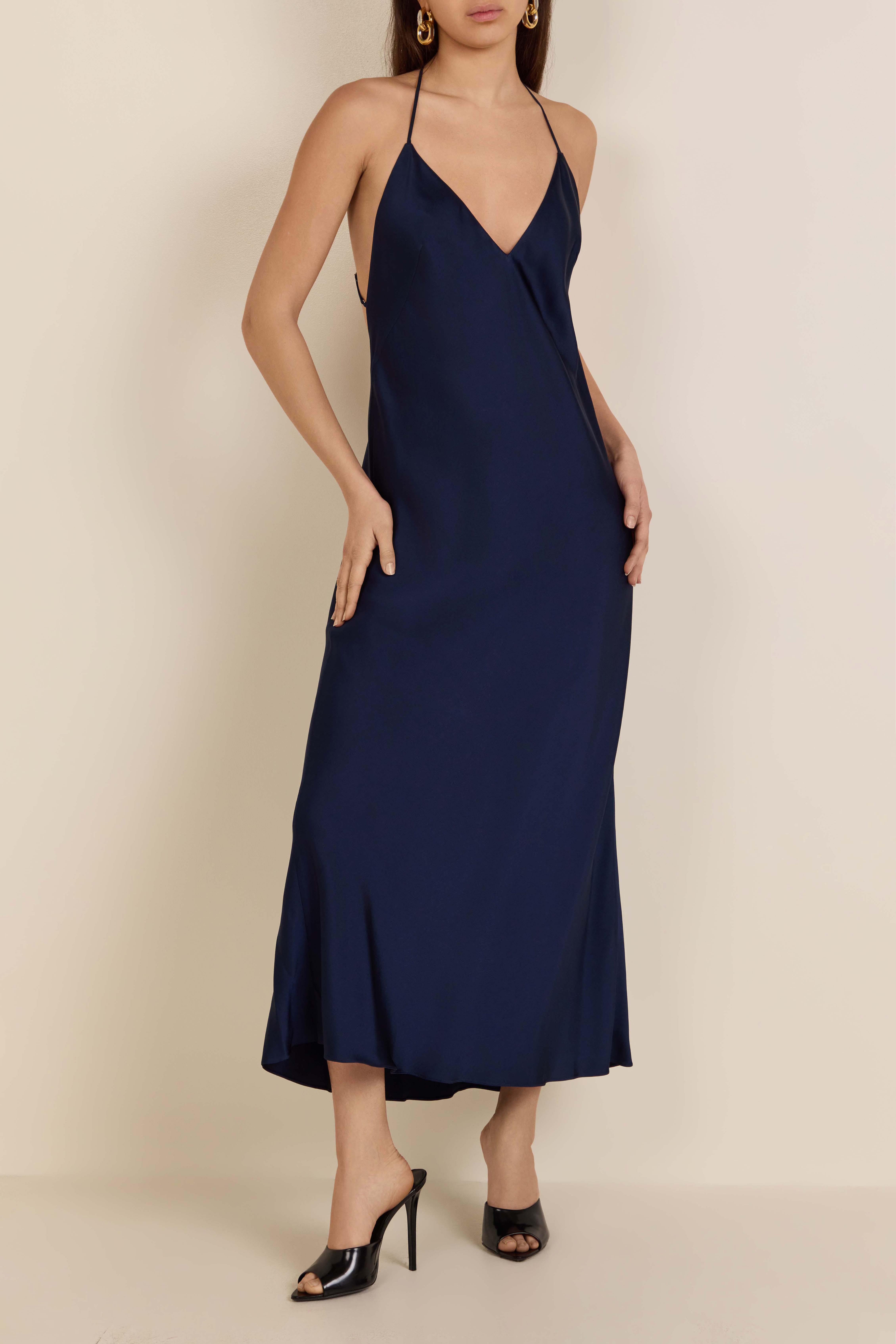 תמונת דוגמן קידמית של שמלת מקסי