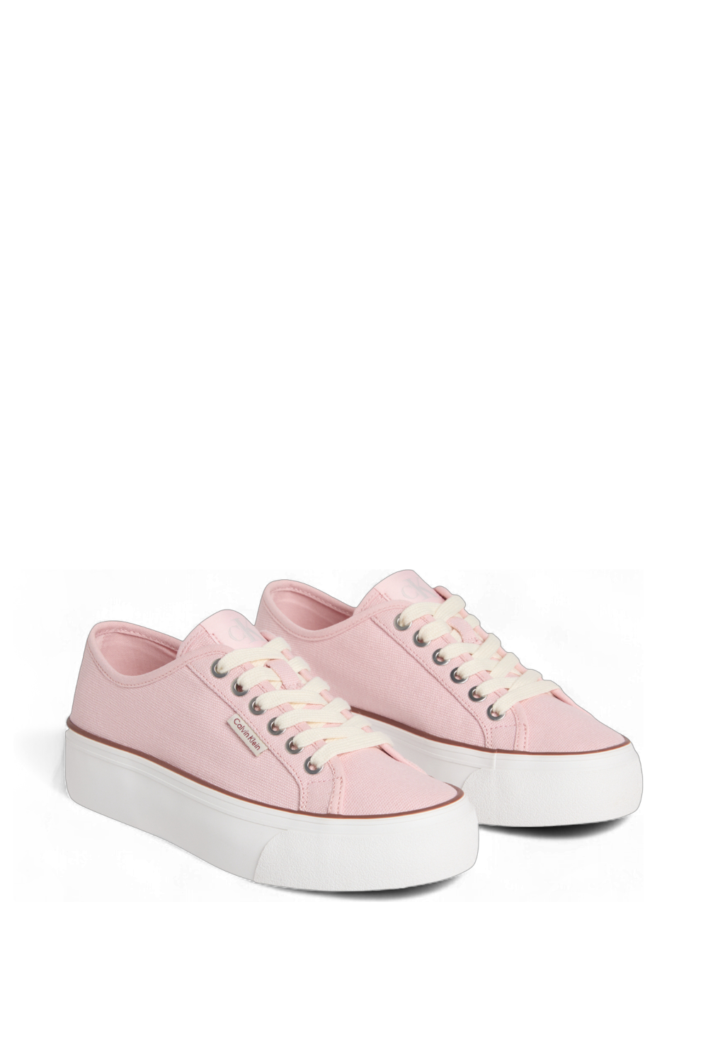 תמונת פנים של נעלי סניקרס