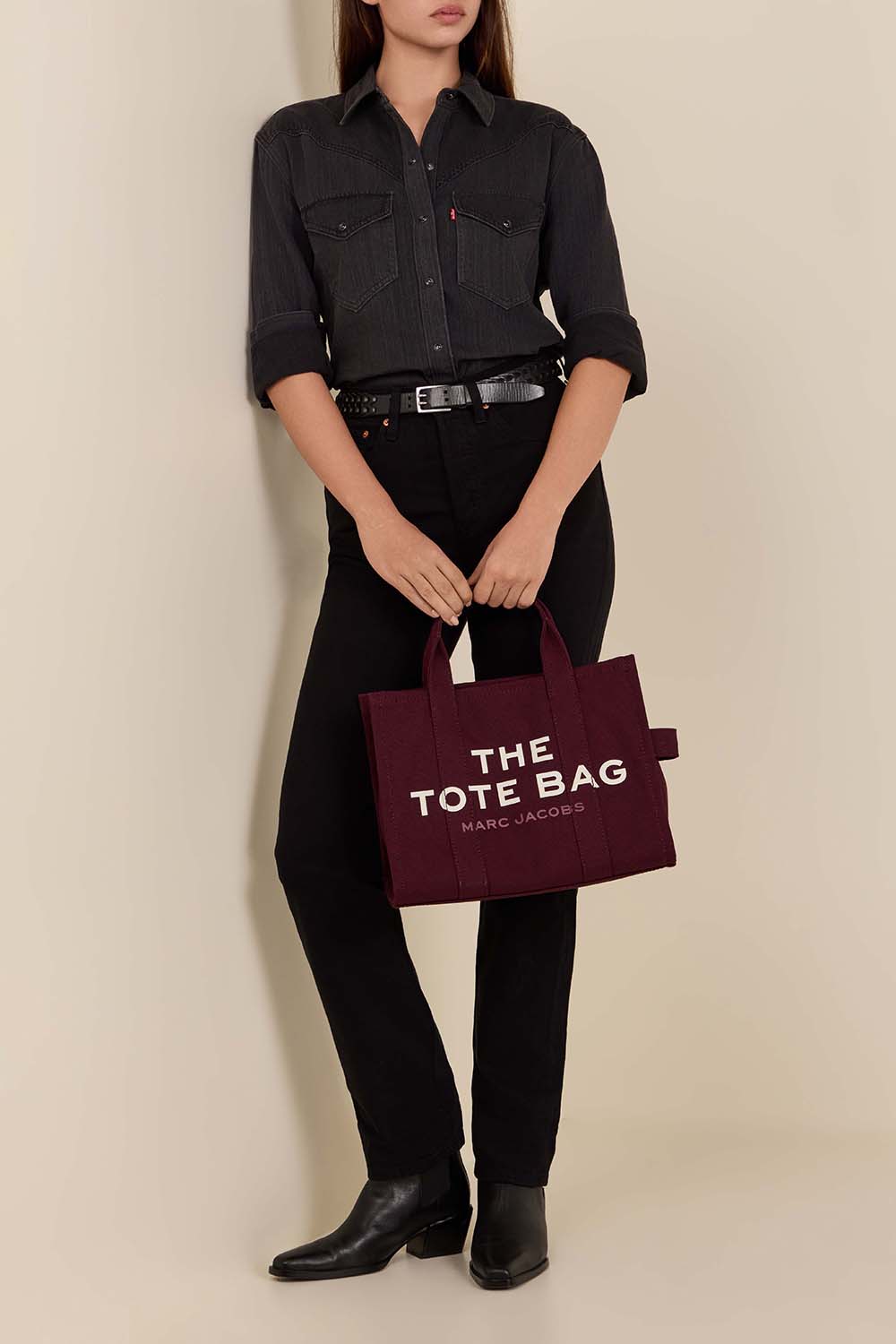 תמונת דוגמן קידמית של תיק טוט מדיום