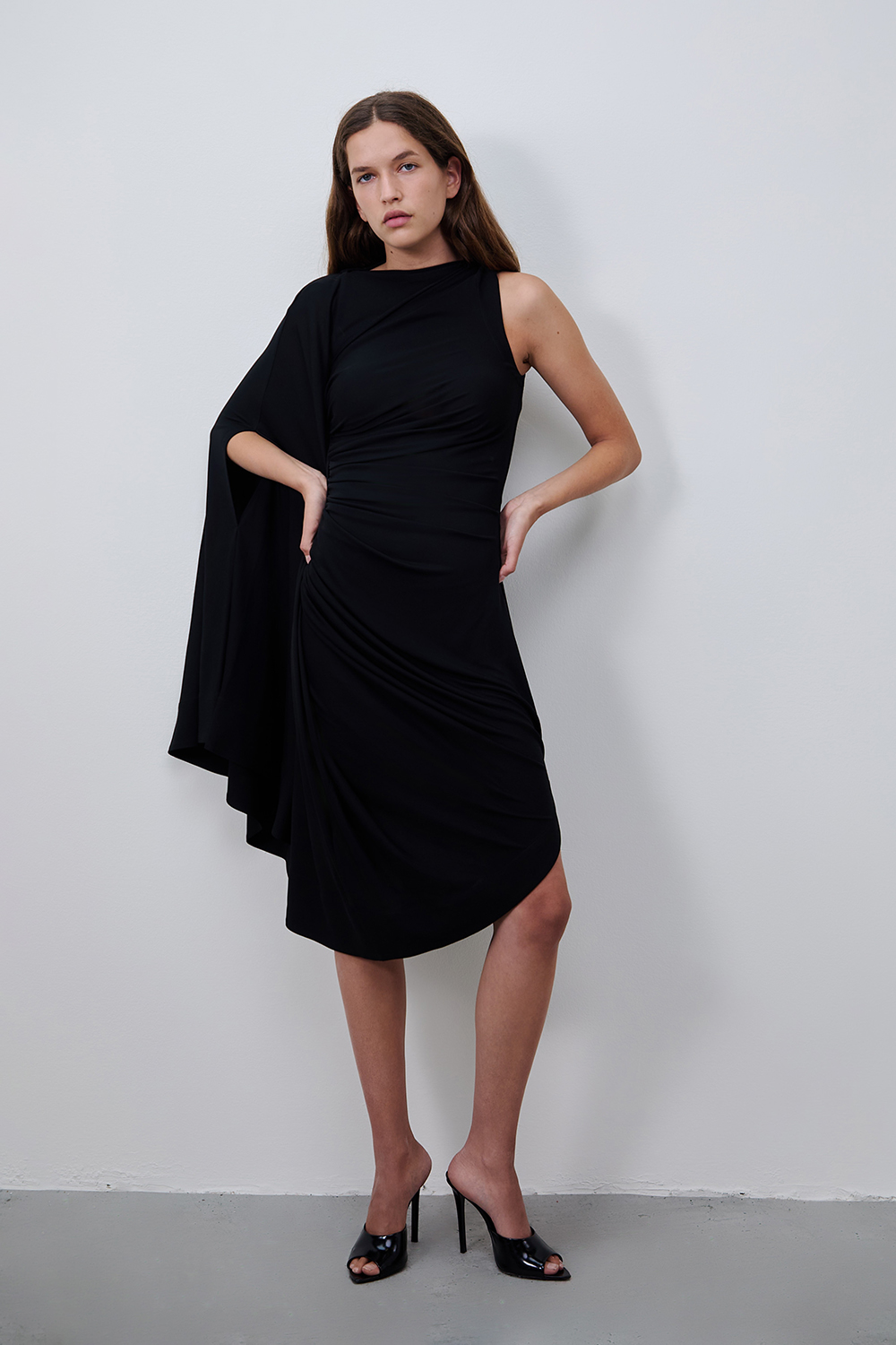 תמונת דוגמן קידמית של שמלת ויסקוזה