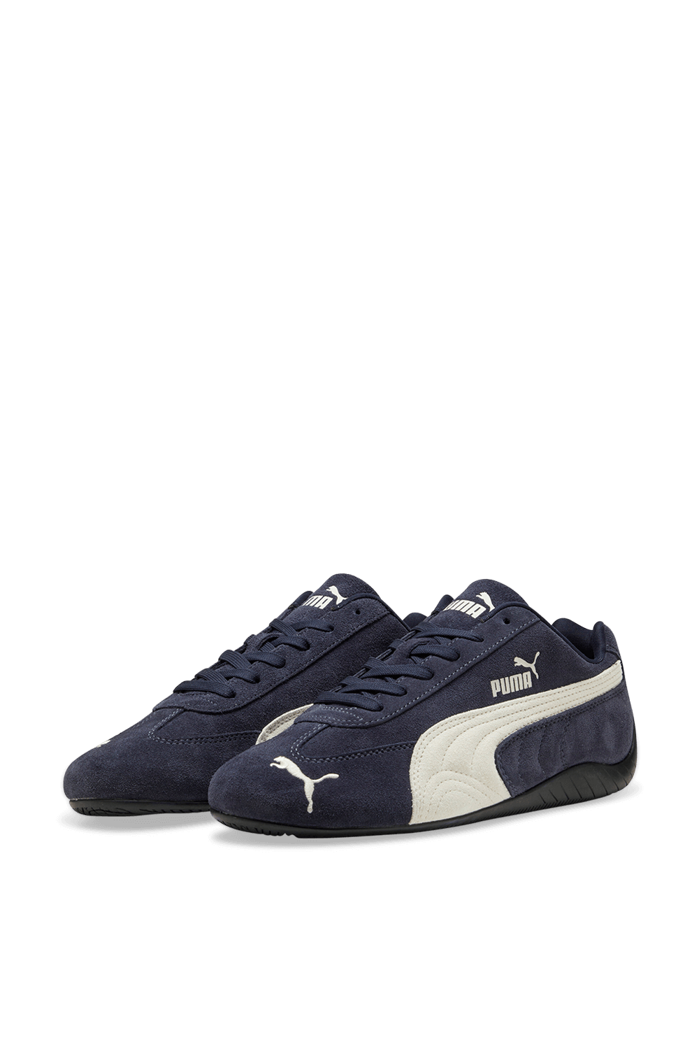 תמונת פנים של נעלי סניקרס ספידקאט