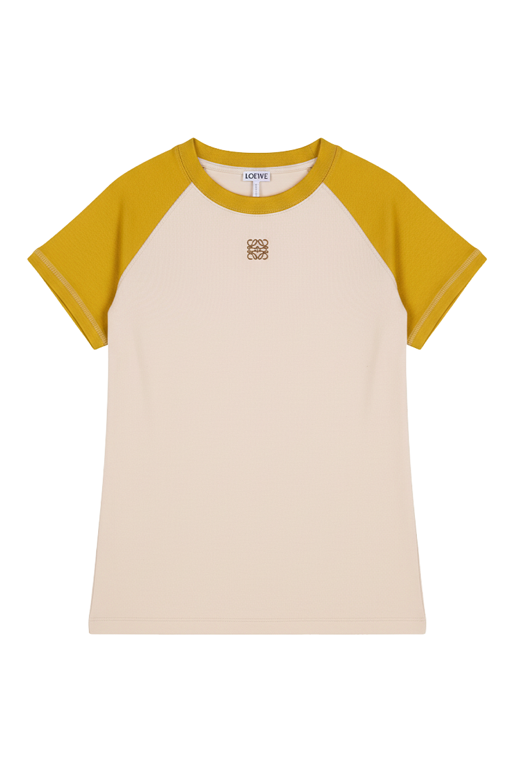 תמונה קידמית של חולצת טי