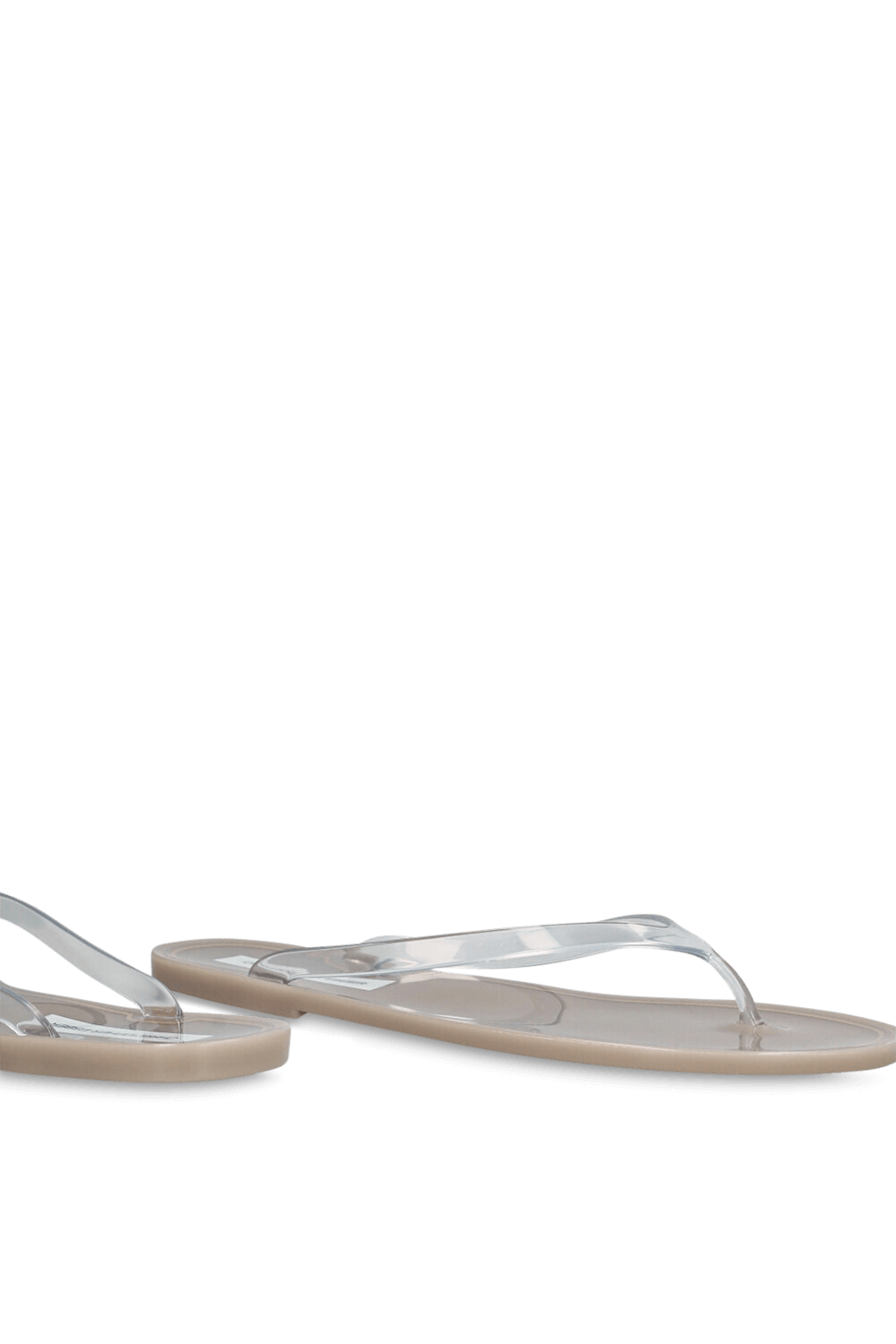 תמונת תקריב של כפכפי אצבע