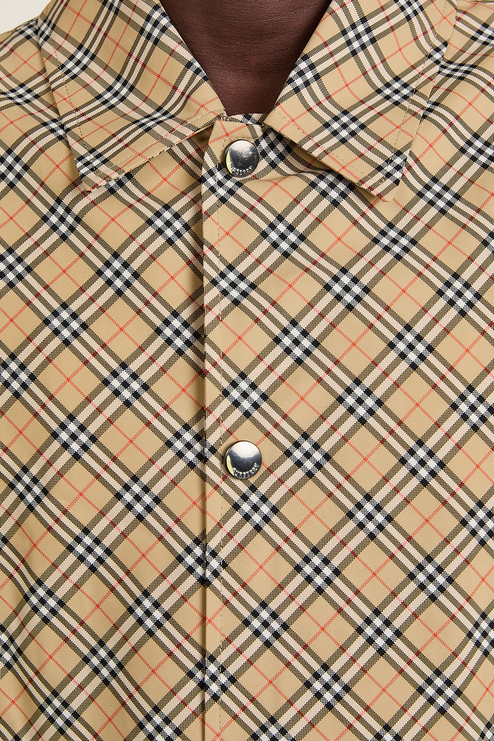 תמונת תקריב דוגמן של ז'קט קל