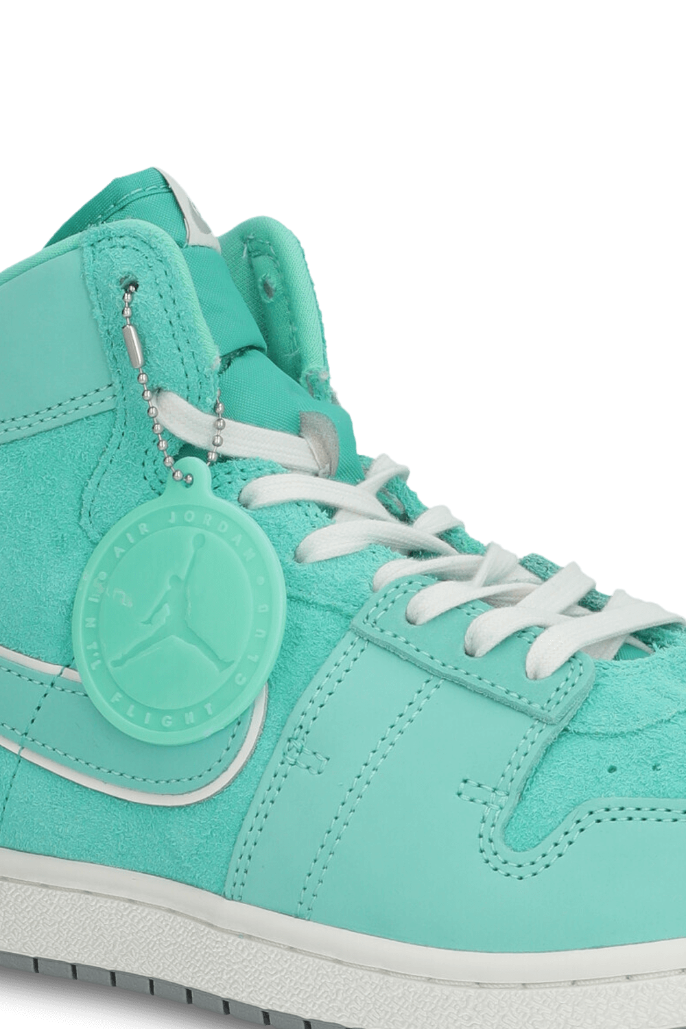 תמונת פנים של נעלי סניקרס ג'ורדן אייר