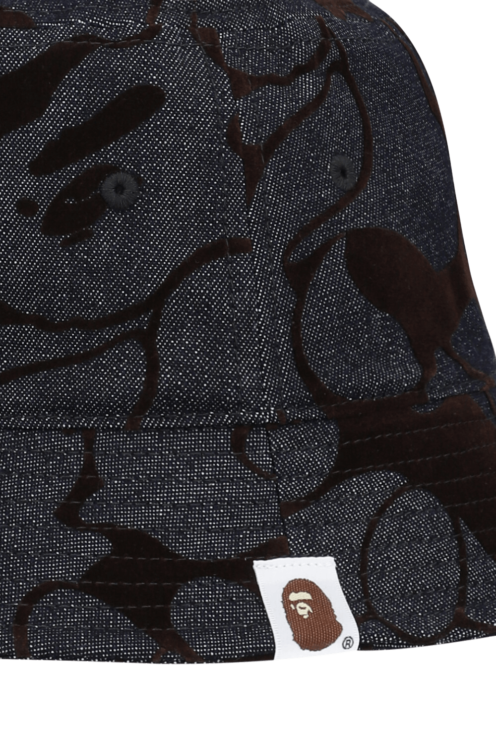 תמונת תקריב של כובע באקט ג'ינס