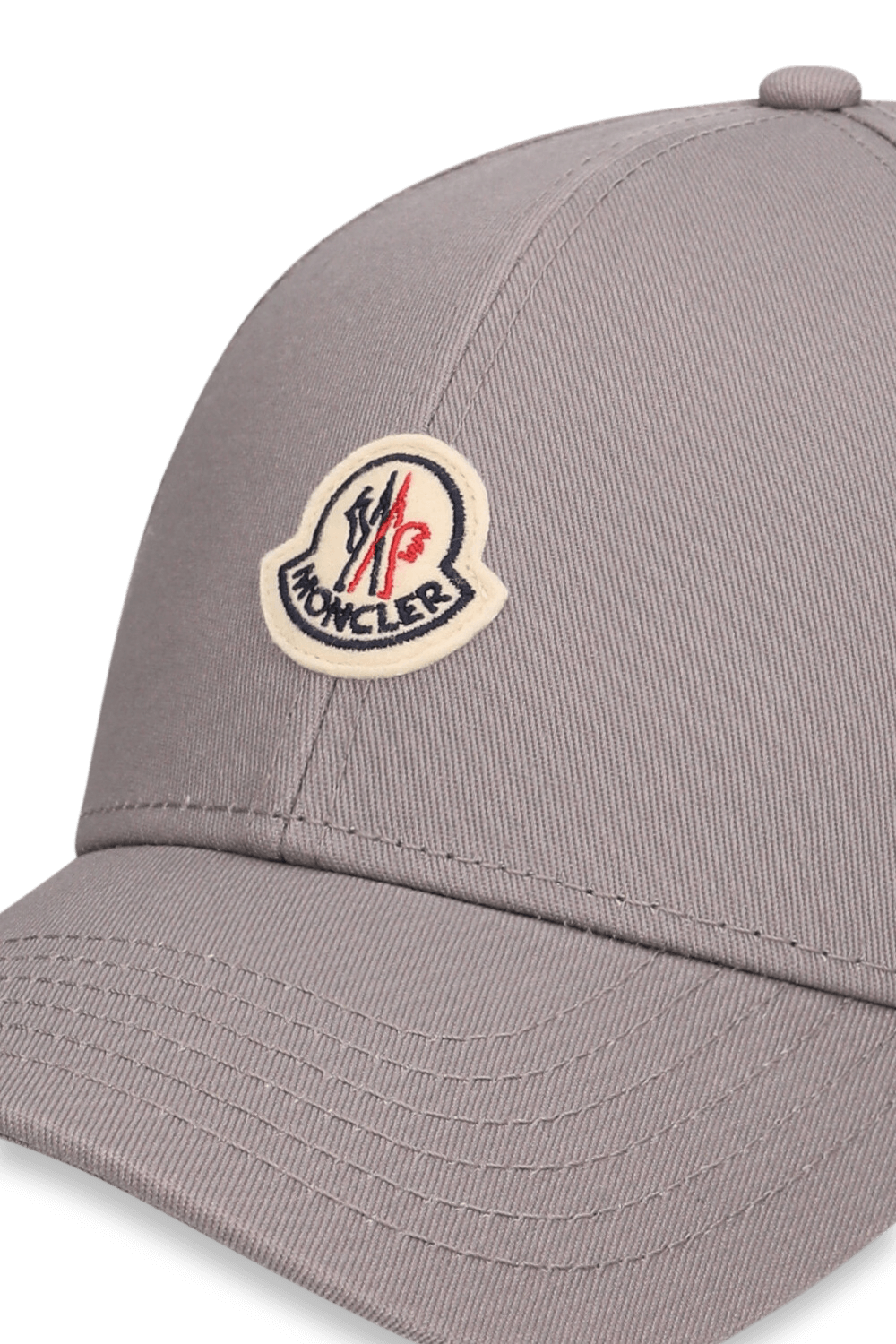 תמונת תקריב של כובע מצחייה