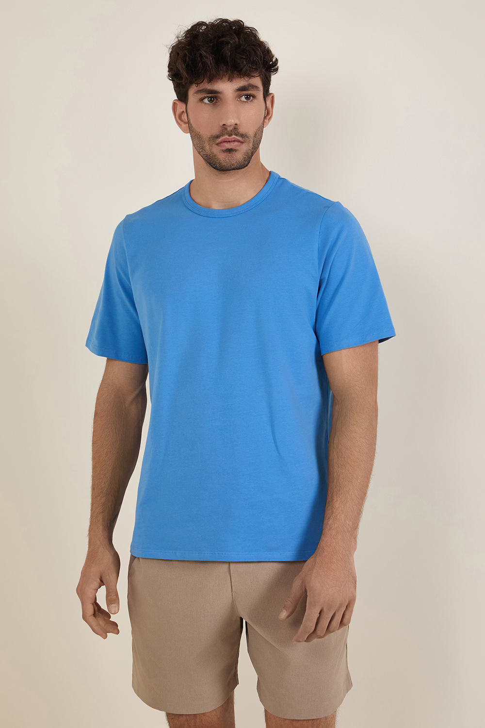 תמונת דוגמן קידמית של Organic Cotton Classic-Fit T-Shirt
